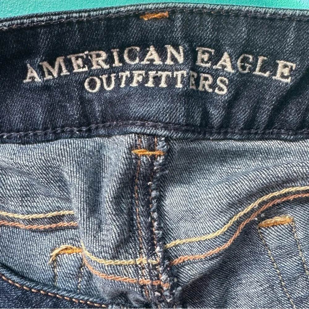 American Eagle Womens Artist Crop Stretch Capris Size 6 Blue Capsule Normcore - Picture 2 of 6